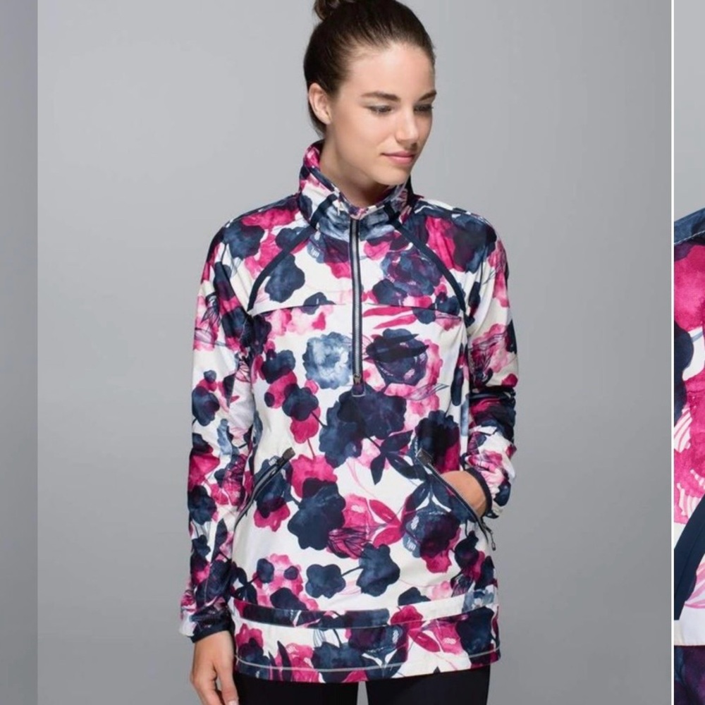 Lululemon Miss Misty Pullover
Inky Floral Ghost Inkwell Bumble Berry Size 4